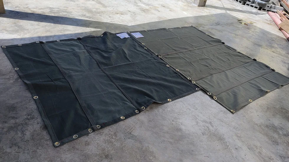 Lona Ignifuga Con Ojillos Metalicos Marca BLOSBIT 5574124237 1